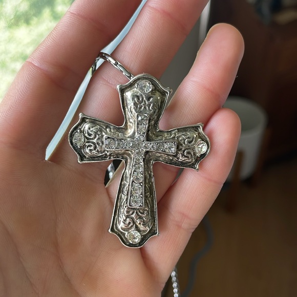 Vintage Silver Cross Necklace - Picture 7 of 7